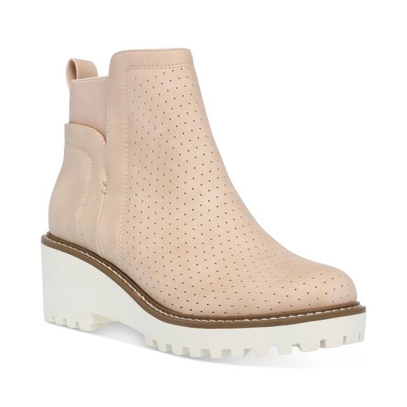 Dolce Vita Women's Rielle Wedge Lug Chelsea Bootie, Nude Size 7M - Picture 1 of 2